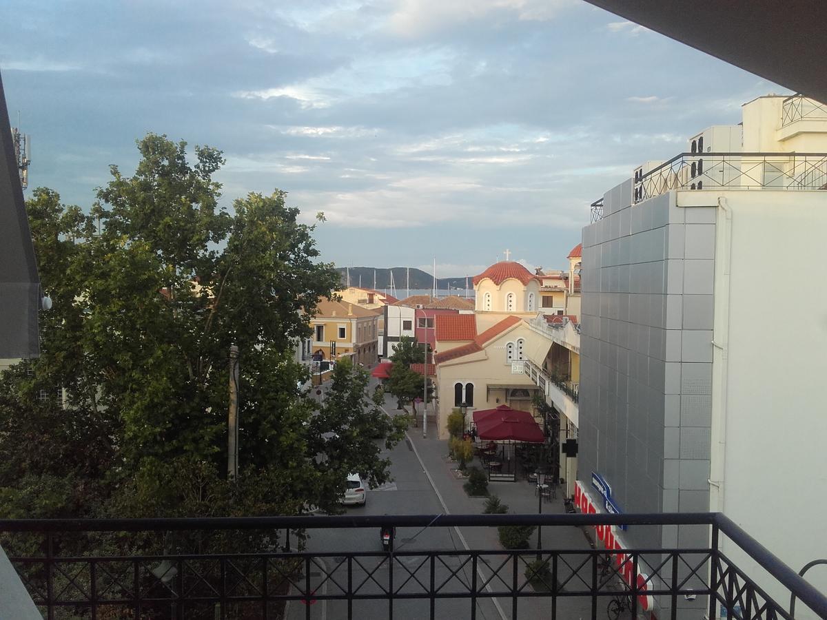 Teris Appartment Preveza Buitenkant foto